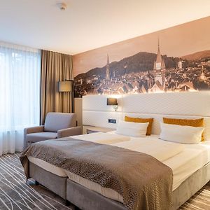 Comfort Zimmer mit Kingsize-Bett